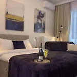 Urban Global Premium, 8th Floor, No 14 - Free Garage *