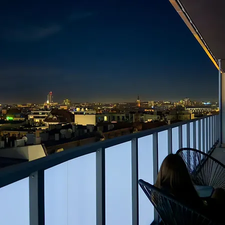 Urban Global Premium, 8th Floor, No 14 - Air Condition - Balcony - Free Garage