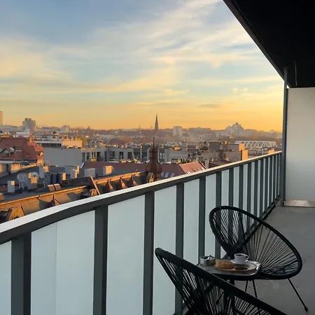 Urban Global Premium, 8th Floor, No 14 - Air Condition - Balcony - Free Garage