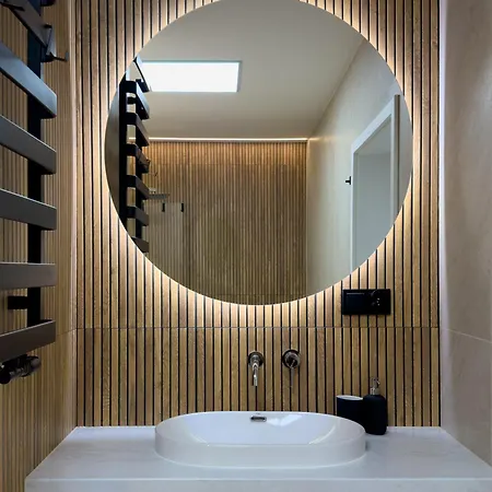 Urban Global Premium, 8th Floor, No 14 - Air Condition - Balcony - Free Garage Apartment *