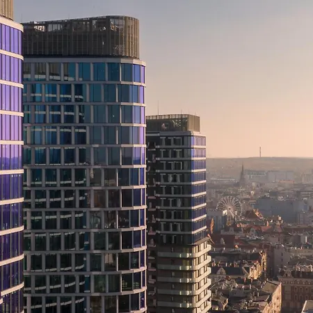 Urban Global Premium, 8th Floor, No 14 - Air Condition - Balcony - Free Garage *