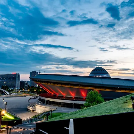 Apartment Urban Global Premium, 8th Floor, No 14, Free Garage, Self Check-in, No Deposit *