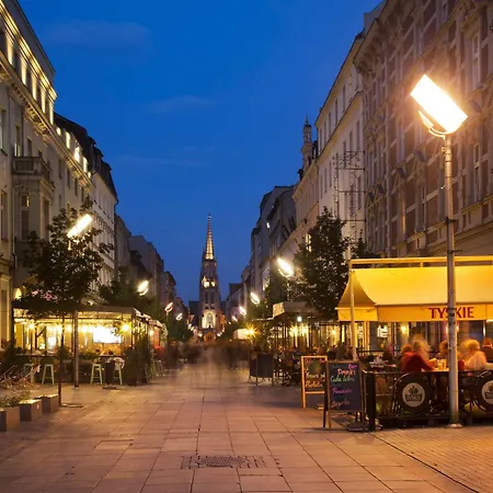 Urban Global Premium, 8th Floor, No 14, Free Garage, Self Check-in, No Deposit *