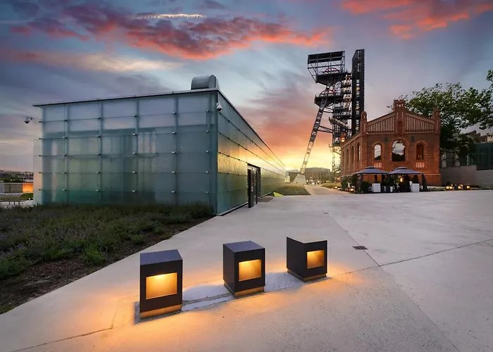 Urban Global Premium, 8th Floor, No 14, Free Garage, Self Check-in, No Deposit * Κατοβίτσε